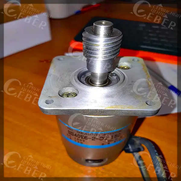 Denki Sawahura SS40E6-2-CG-150 вышел из строя — сгорела внутренняя часть