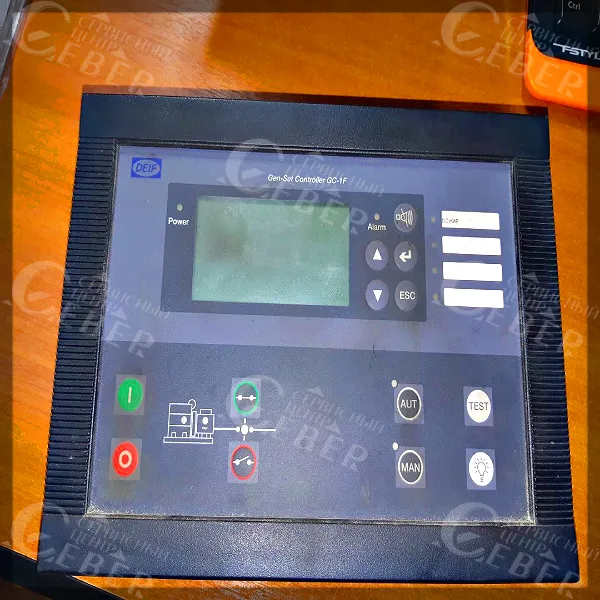 deif-gc-1f-licevaya-panel DEIF GC-1F перестал работать — оплавлена задняя крышка